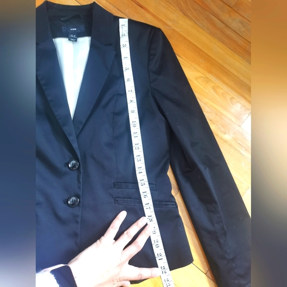 2 for 30$ black blazer - Picture 8 of 9